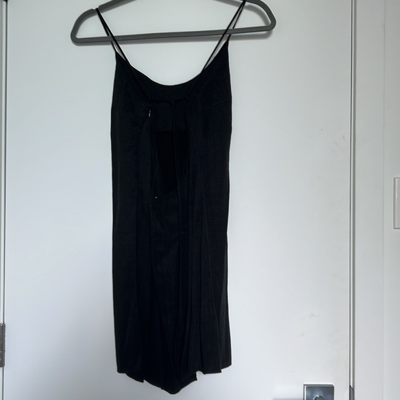 NEW Zara | Flowy dress in medium - Picture 4 of 6
